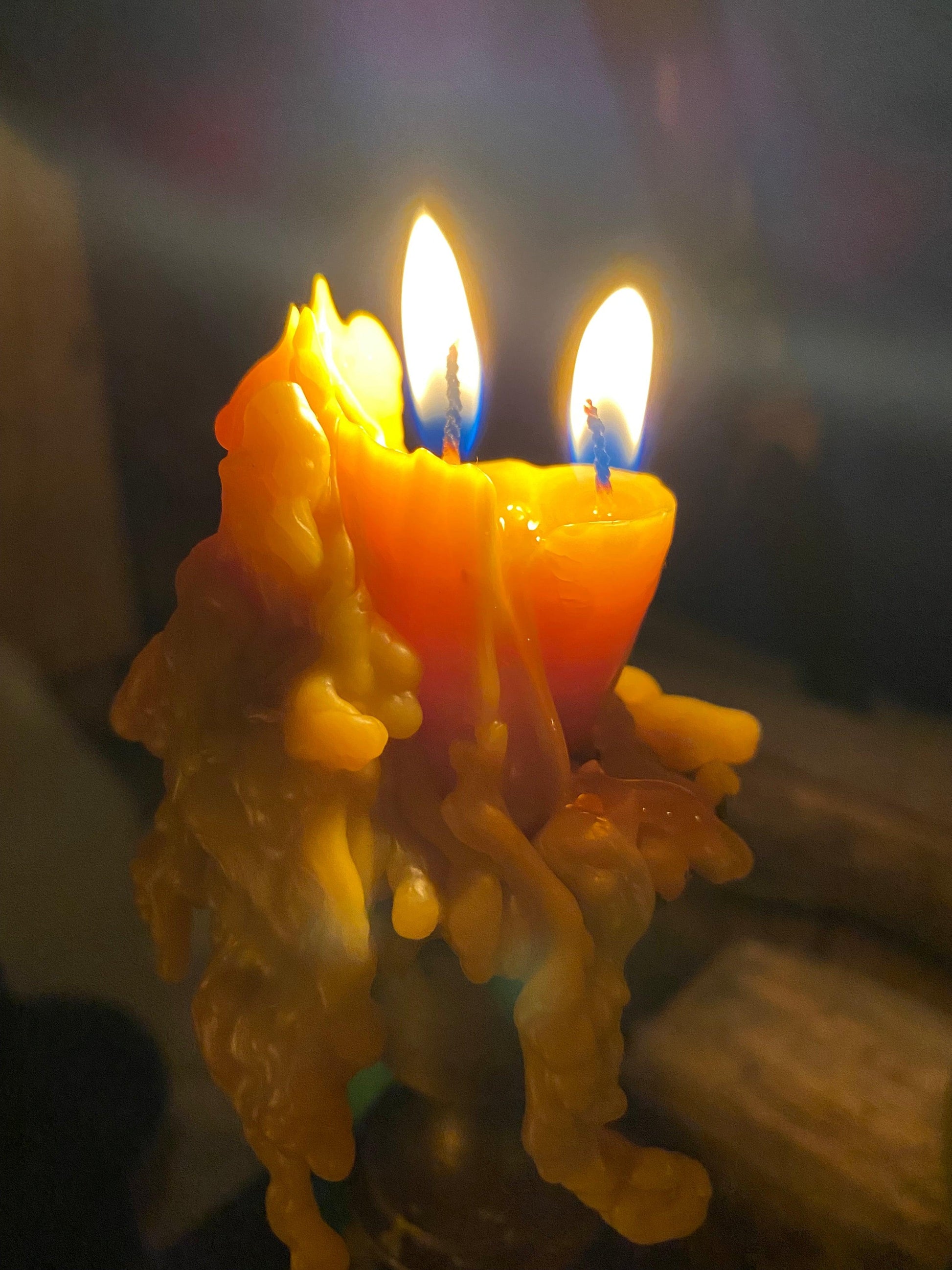 How To Make Homemade Beeswax Candles - Stay at Home Sarah