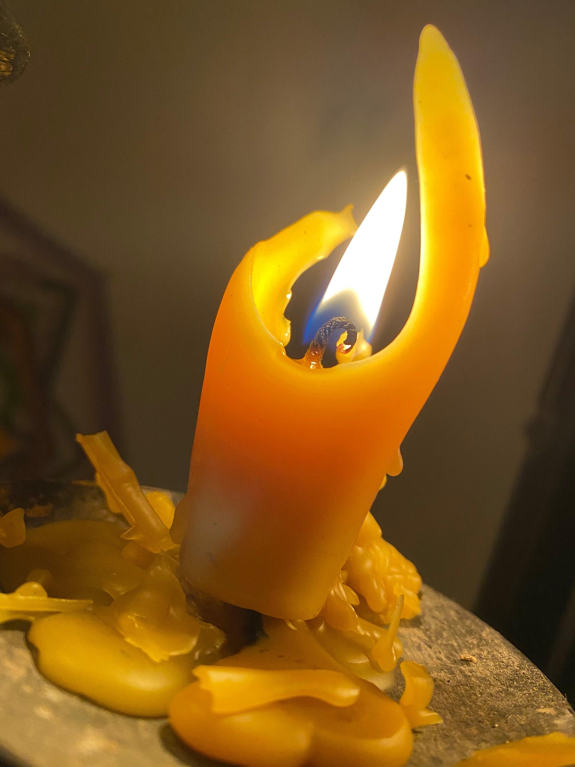 DZ-Pure Beeswax Candles - Dancing Goddess Candle burn low